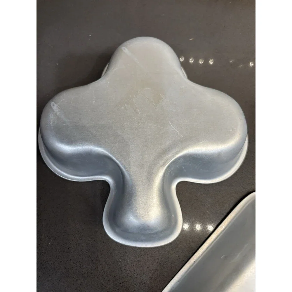 3 Wilton 1972 Playing Cards Suits Cake Pans: Diamond Spade Club 502-976